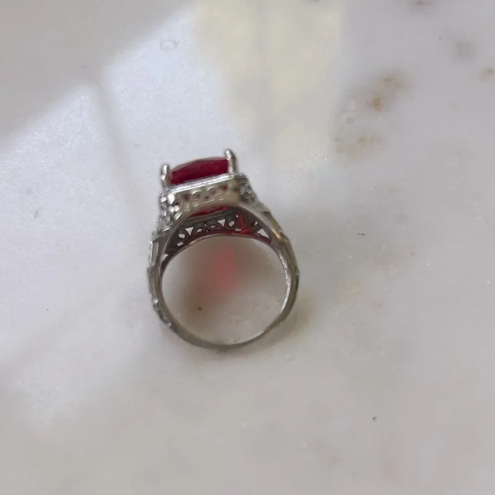 Classic Sterling Silver and‎ Red Gemstone filigree Ring size 6 - Picture 4 of 5